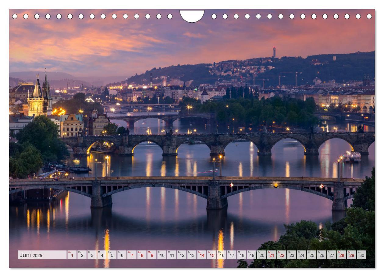 Bild: 9783383950896 | PRAG Impressionen bei Tag und Nacht (Wandkalender 2025 DIN A4...