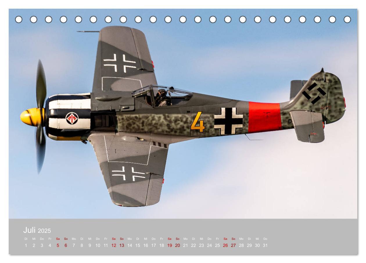 Bild: 9783435147366 | Fliegende Legenden - Warbirds (Tischkalender 2025 DIN A5 quer),...