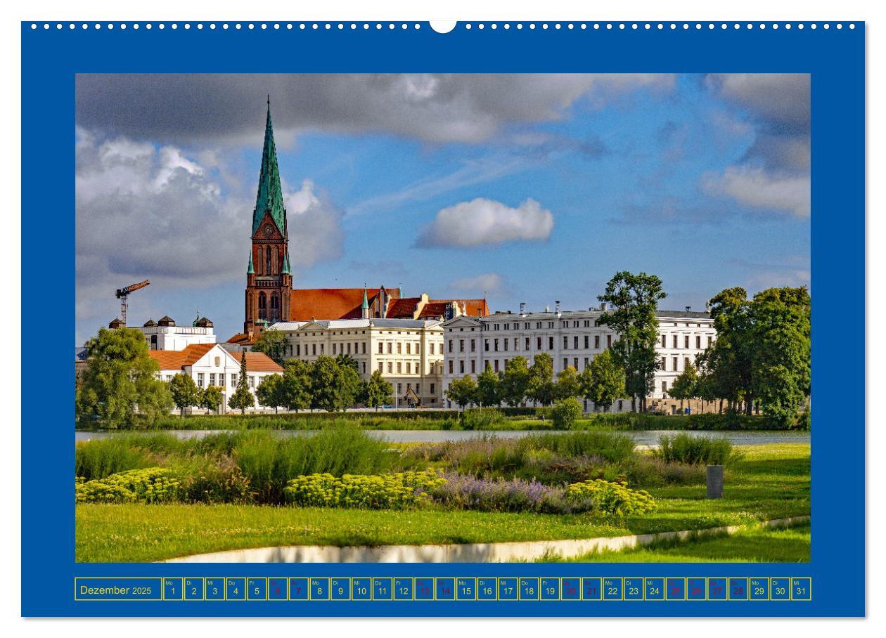 Bild: 9783457177242 | Schwerin - Wir sind Welterbe (hochwertiger Premium Wandkalender...