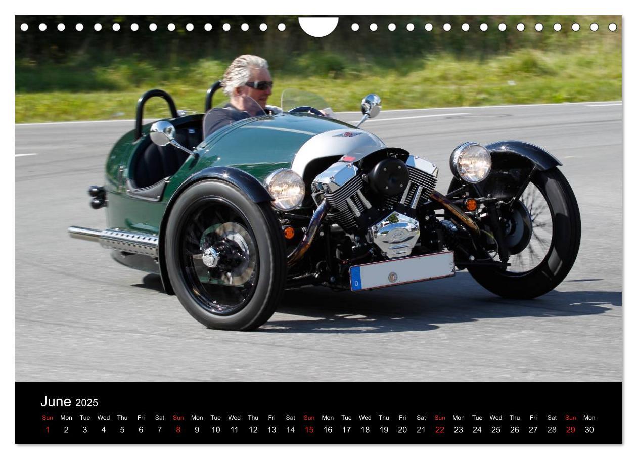 Bild: 9781325953554 | Morgan, the last real sports car (Wall Calendar 2025 DIN A4...