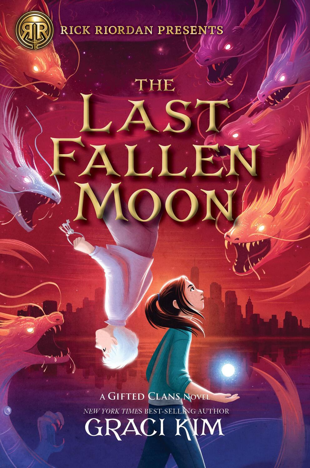 Cover: 9781368073158 | Rick Riordan Presents: The Last Fallen Moon-A Gifted Clans Novel | Kim