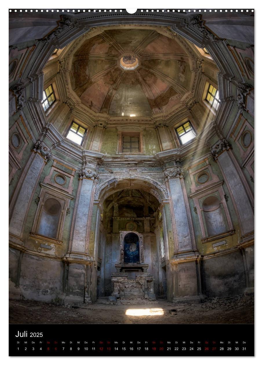 Bild: 9783435986712 | Lost Places - Verlassene Kirchen (Wandkalender 2025 DIN A2 hoch),...