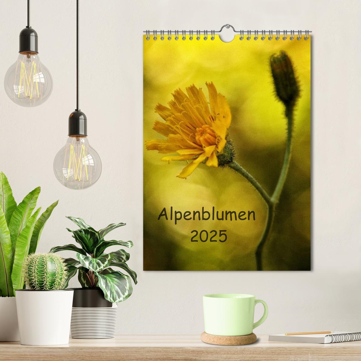 Bild: 9783457075432 | Alpenblumen 2025 (Wandkalender 2025 DIN A4 hoch), CALVENDO...