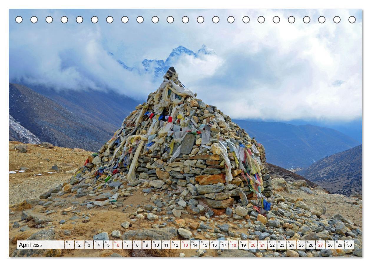 Bild: 9783435210176 | BUDDHISMUS in NEPAL (Tischkalender 2025 DIN A5 quer), CALVENDO...