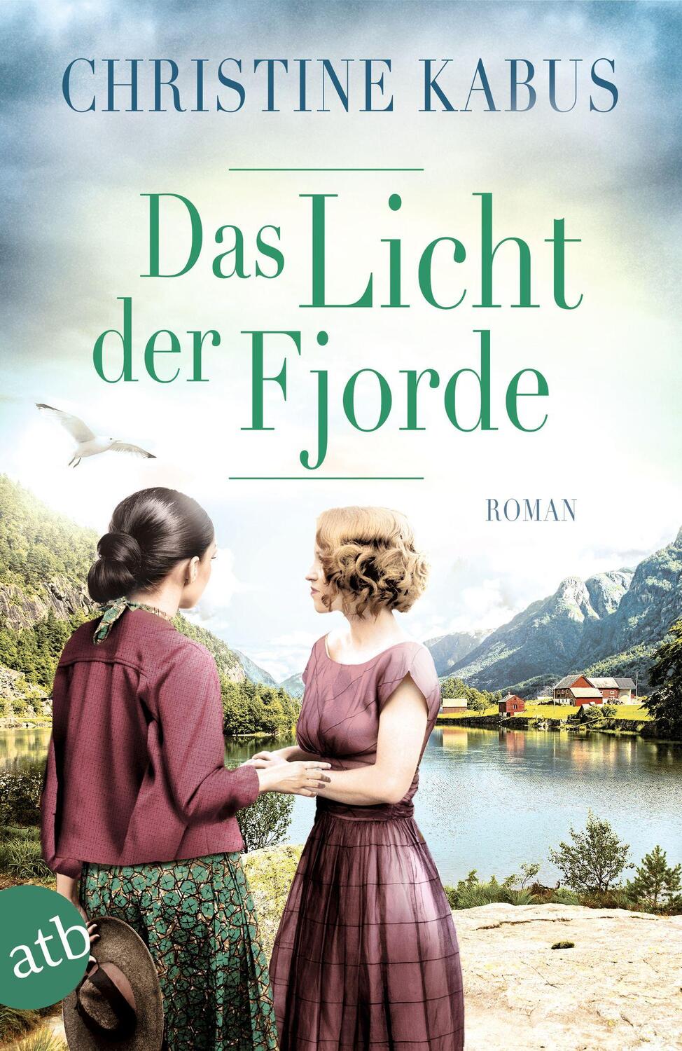 Cover: 9783746640051 | Das Licht der Fjorde | Roman | Christine Kabus | Taschenbuch | 537 S.