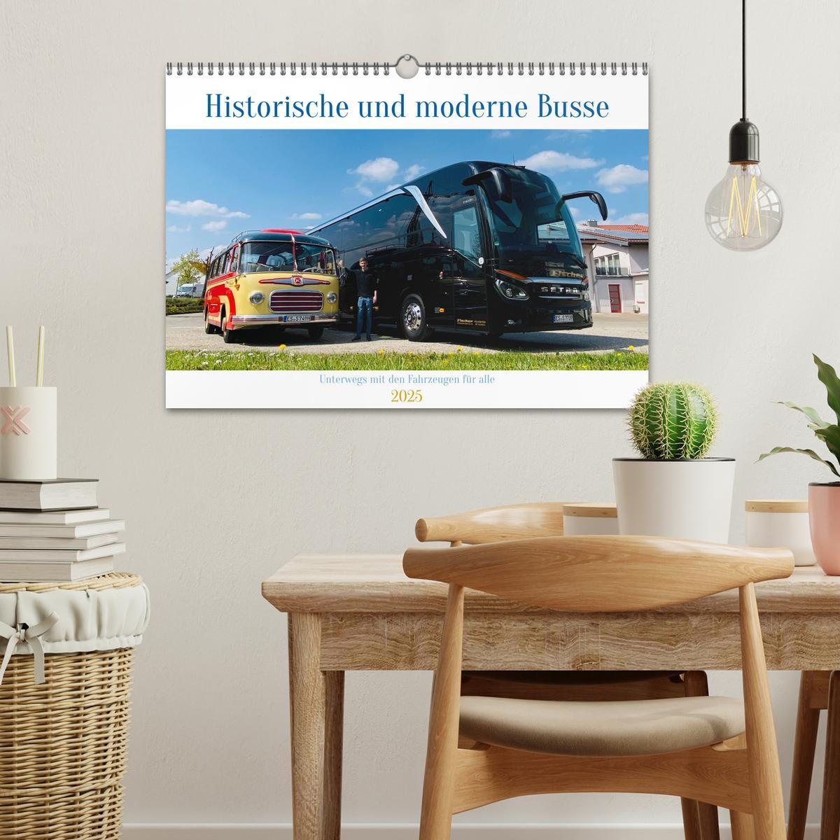 Bild: 9783383898037 | Historische und moderne Busse (Wandkalender 2025 DIN A3 quer),...