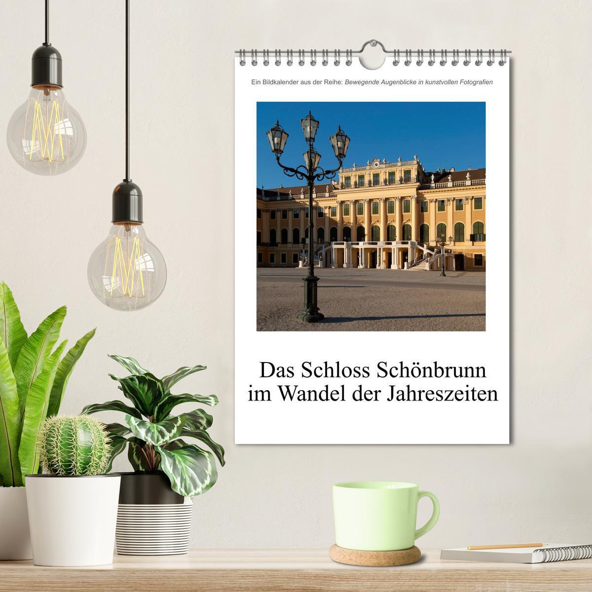 Bild: 9783457073827 | Schloss Schönbrunn im Wandel der Jahreszeiten (Wandkalender 2025...