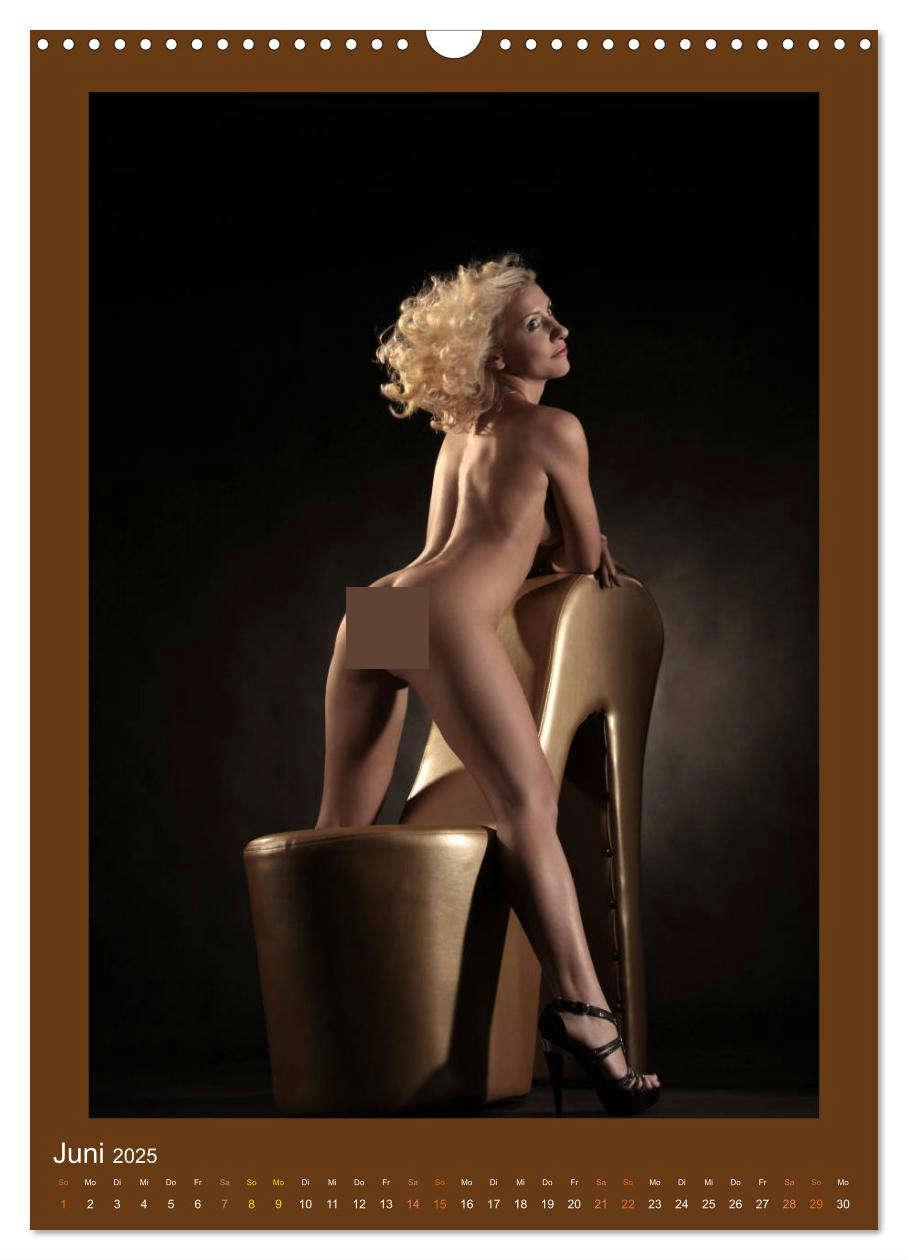 Bild: 9783435076932 | golden blond - Blondes Gift in Perfektion (Wandkalender 2025 DIN A3...