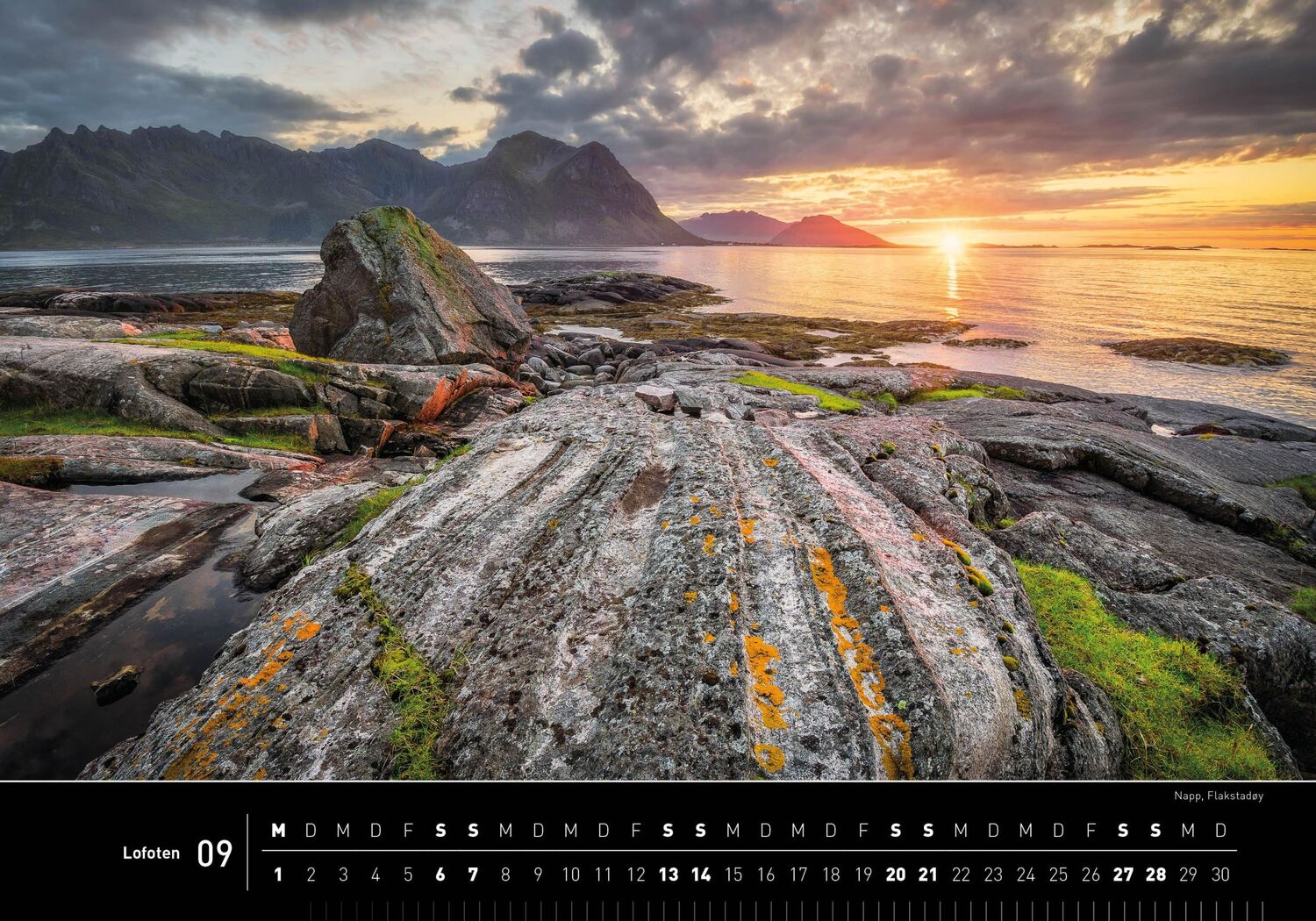 Bild: 9783968555256 | 360° Lofoten Premiumkalender 2025 | Gerhard Zwerger-Schoner | Kalender