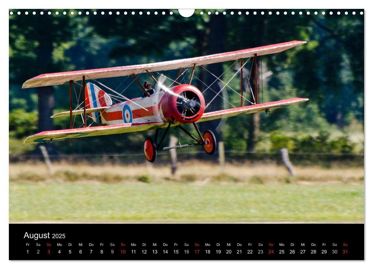 Bild: 9783435732098 | Modellflieger (Wandkalender 2025 DIN A3 quer), CALVENDO Monatskalender