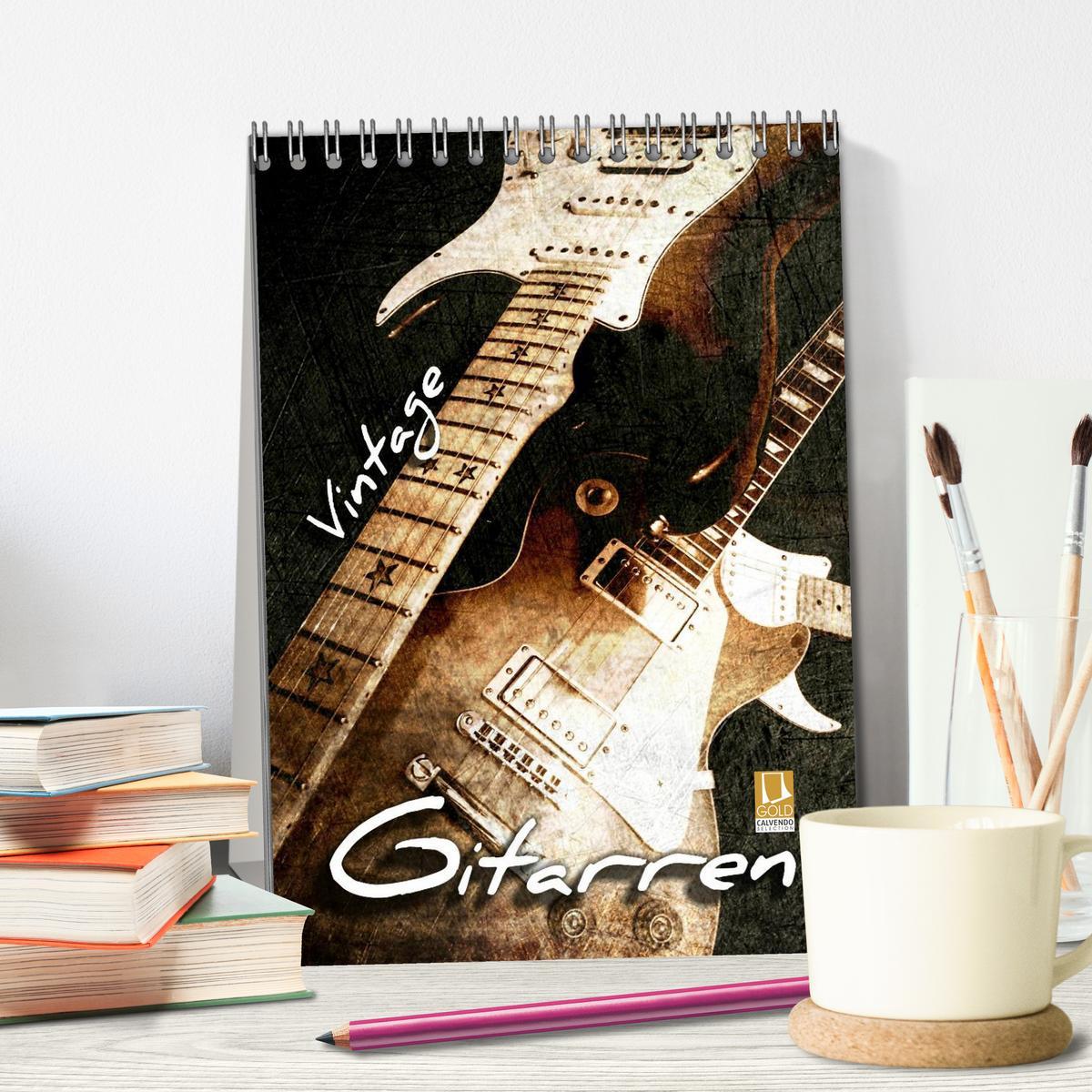 Bild: 9783457015186 | Vintage Gitarren (Tischkalender 2025 DIN A5 hoch), CALVENDO...