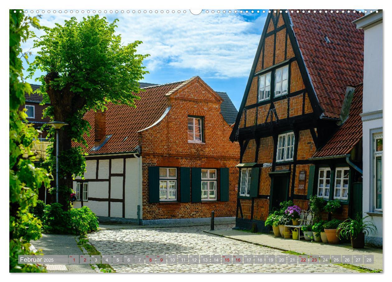 Bild: 9783435397372 | Ein Blick auf Lübeck-Travemünde (Wandkalender 2025 DIN A2 quer),...