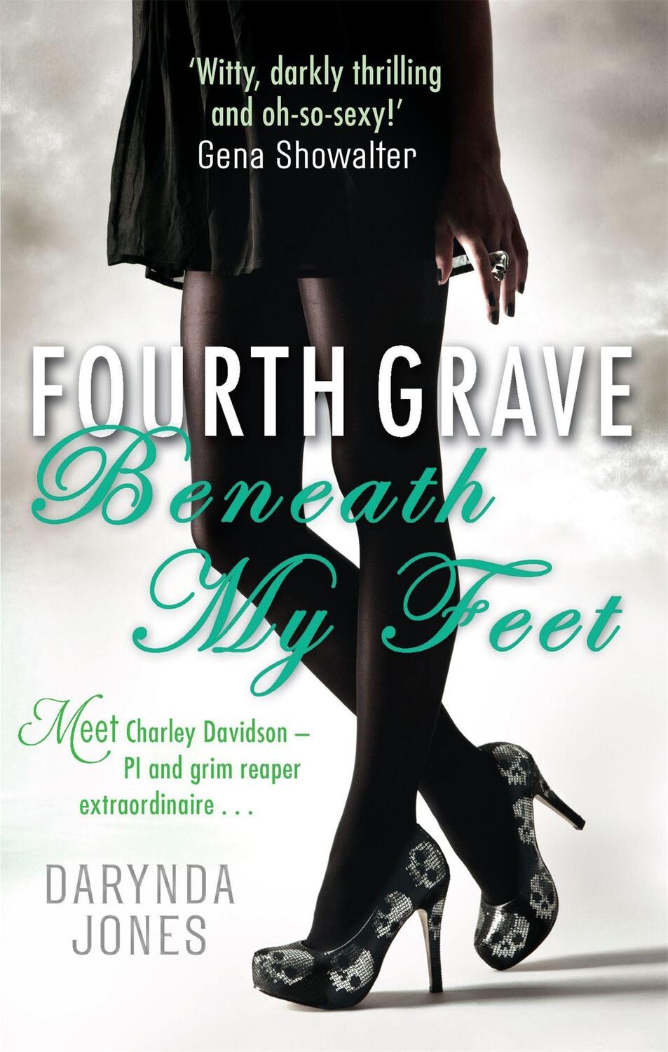 Cover: 9780749959173 | Fourth Grave Beneath My Feet | Darynda Jones | Taschenbuch | Englisch