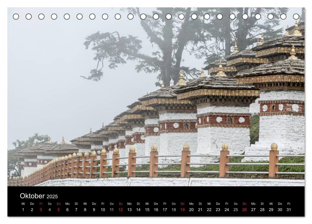 Bild: 9783435635740 | Bhutan - Reise durch das Land des Donnerdrachens (Tischkalender...