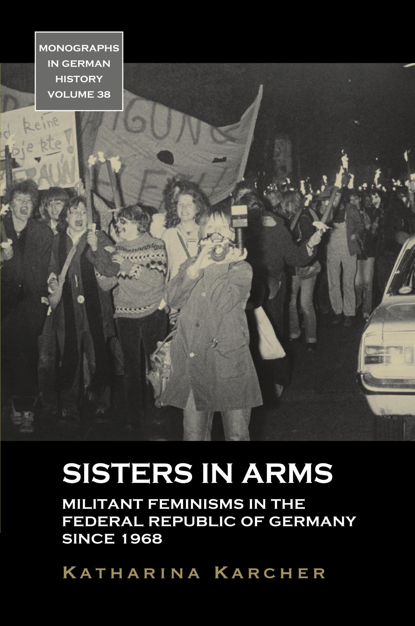 Cover: 9781789205084 | Sisters in Arms | Katharina Karcher | Taschenbuch | Englisch | 2019