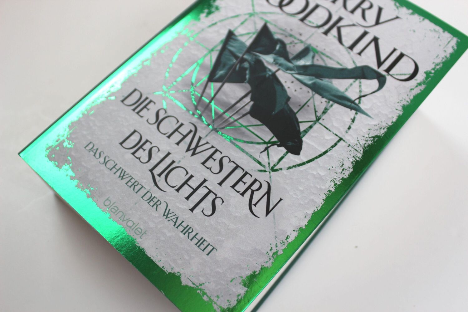 Bild: 9783734162367 | Die Schwestern des Lichts - Das Schwert der Wahrheit | Roman | Buch