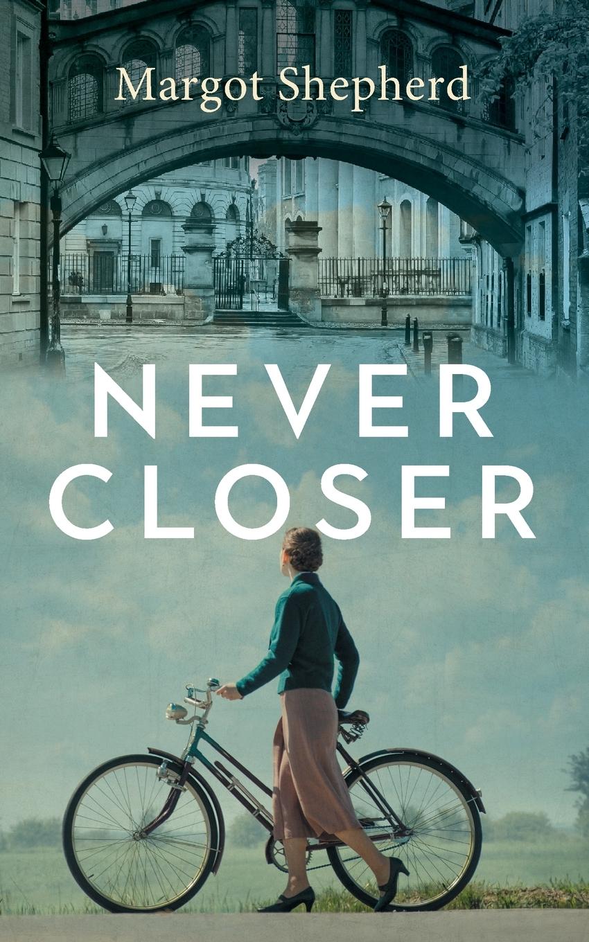 Cover: 9781739519803 | Never Closer | A Novel About a Diary That Opens a Door On the Past