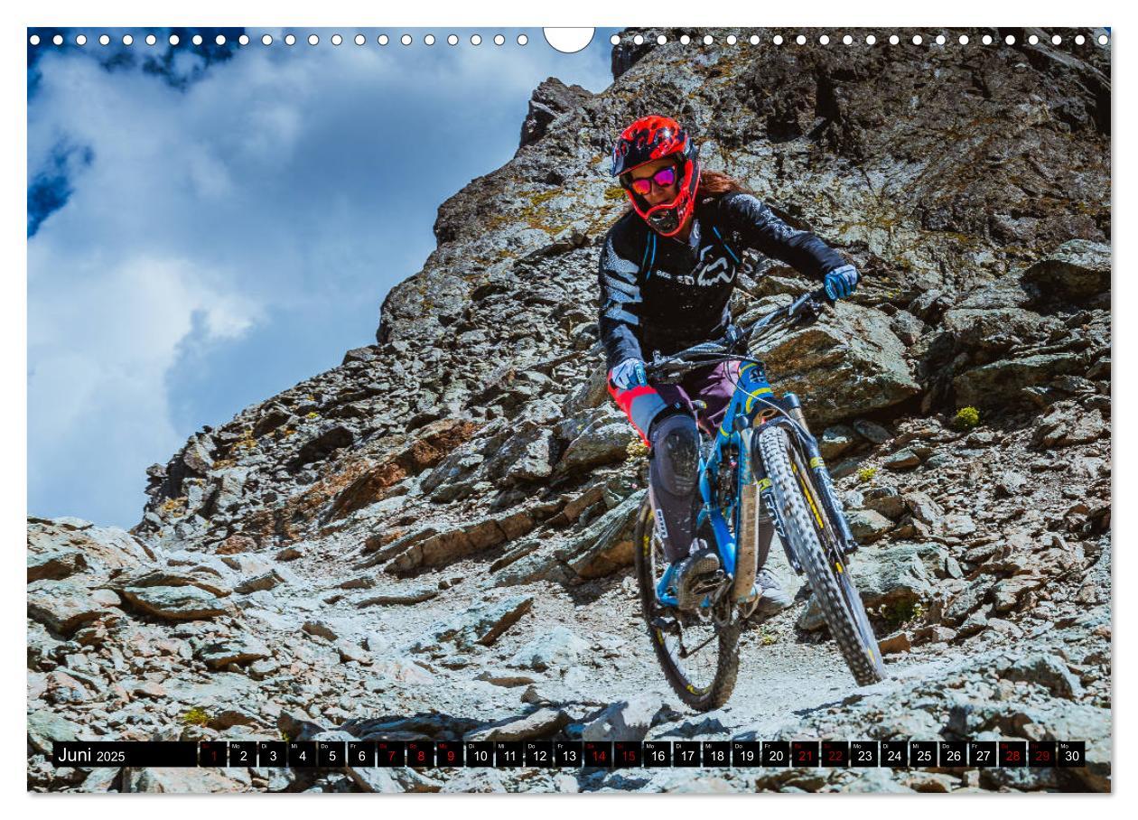 Bild: 9783435433728 | Downhill Action (Wandkalender 2025 DIN A3 quer), CALVENDO...