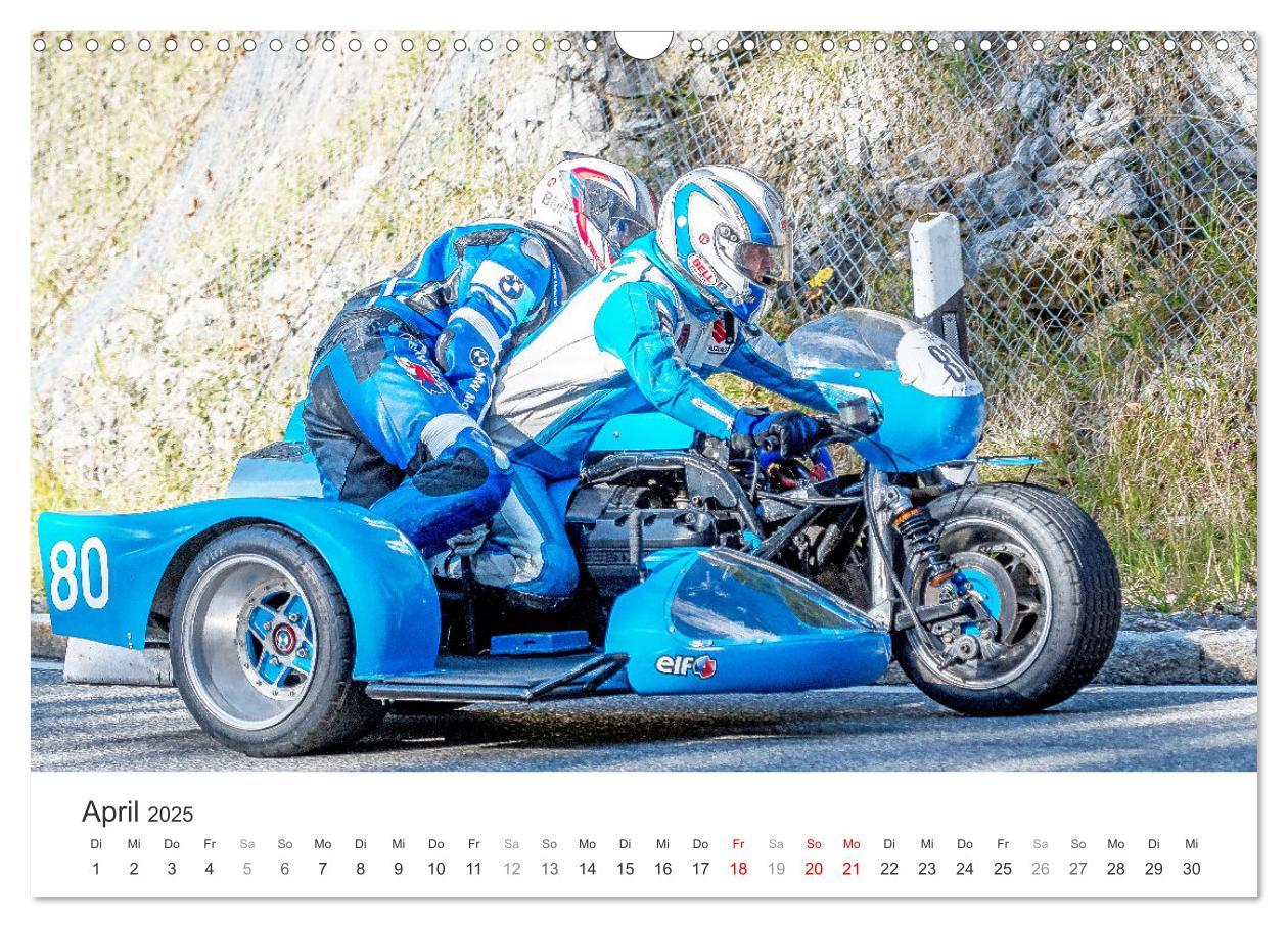 Bild: 9783435018338 | Motorradgespanne am Jochpass (Wandkalender 2025 DIN A3 quer),...