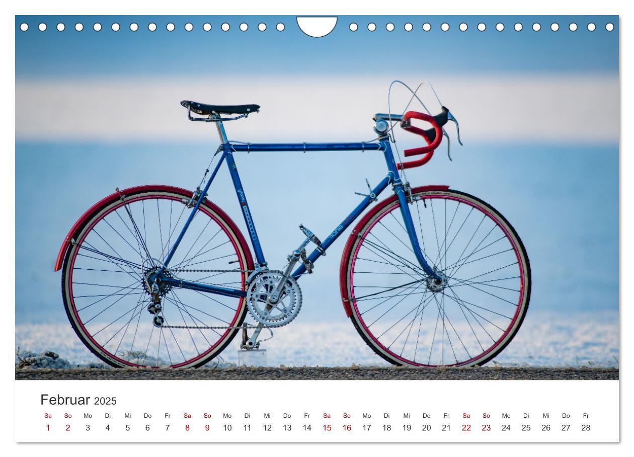 Bild: 9783435018604 | Stahlrenner - Rennrad-Klassiker aus Europa (Wandkalender 2025 DIN...