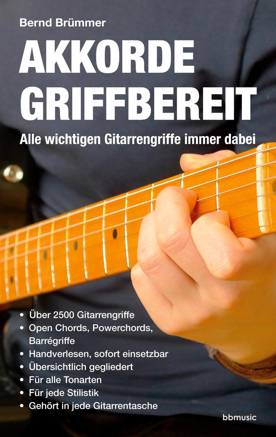 Cover: 9783940334022 | Akkorde griffbereit | Alle wichtigen Gitarrengriffe immer dabei | Buch