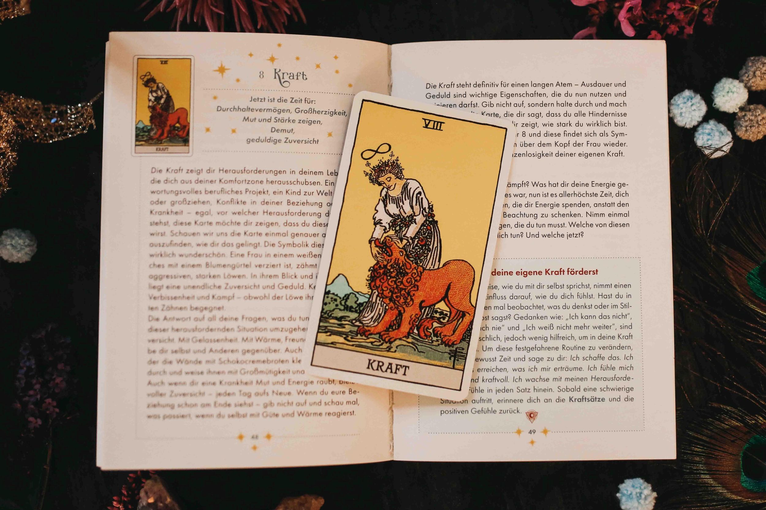 Bild: 9783868265705 | TAROT - Dein Starterkit | 78 Karten mit Buch (Tarot für Anfänger)