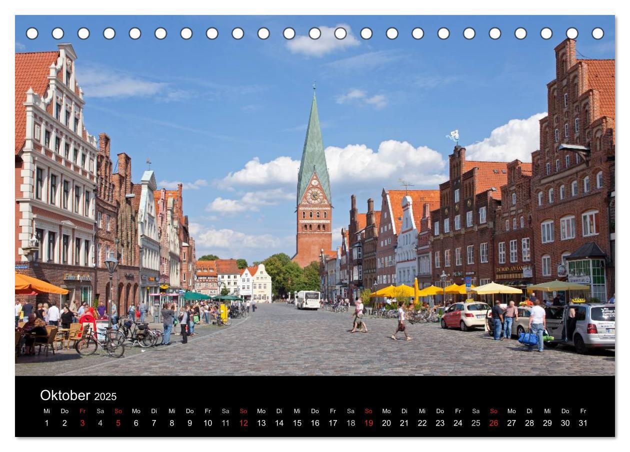 Bild: 9783435790753 | Hansestadt Lüneburg und Lüneburger Heide (Tischkalender 2025 DIN A5...