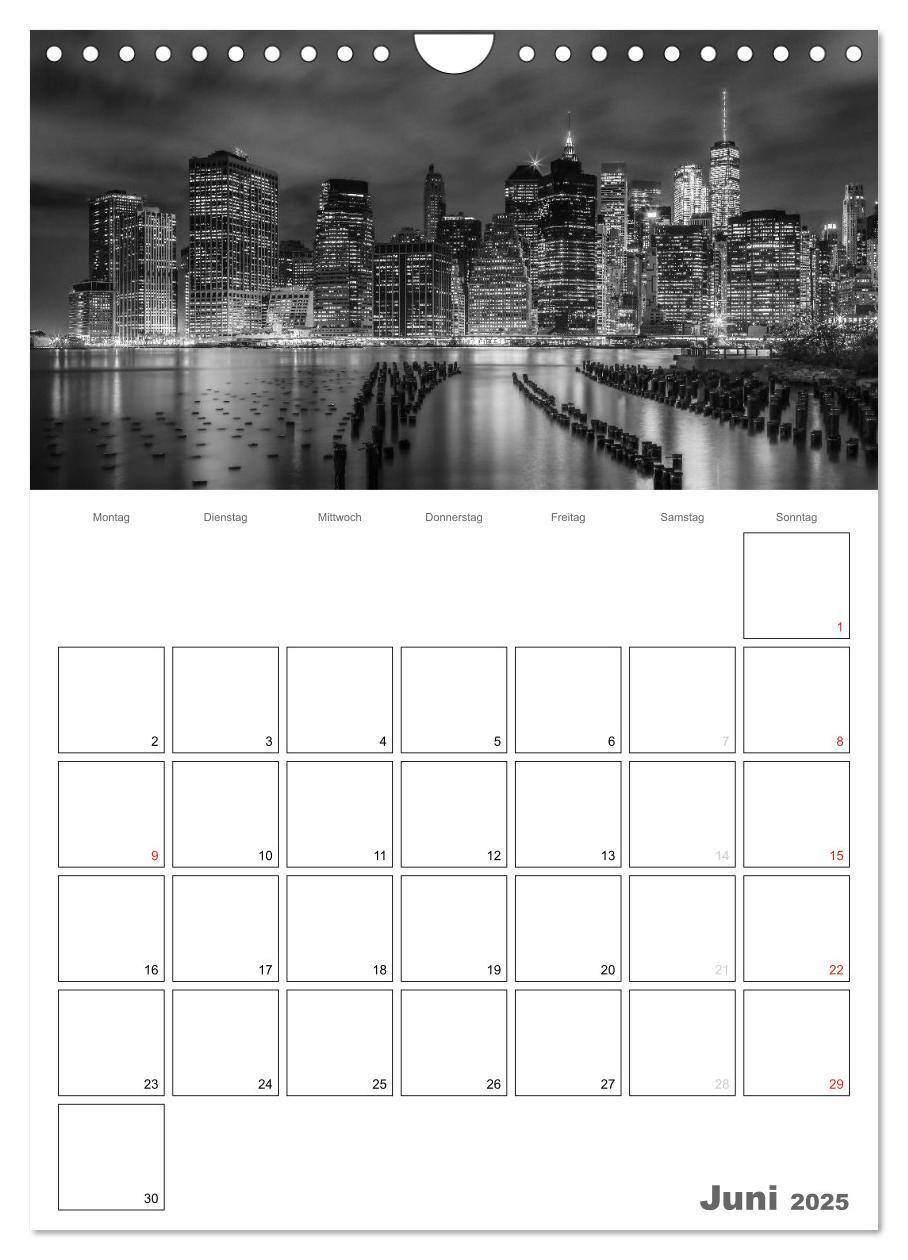 Bild: 9783457086483 | NEW YORK Skylines (Wandkalender 2025 DIN A4 hoch), CALVENDO...