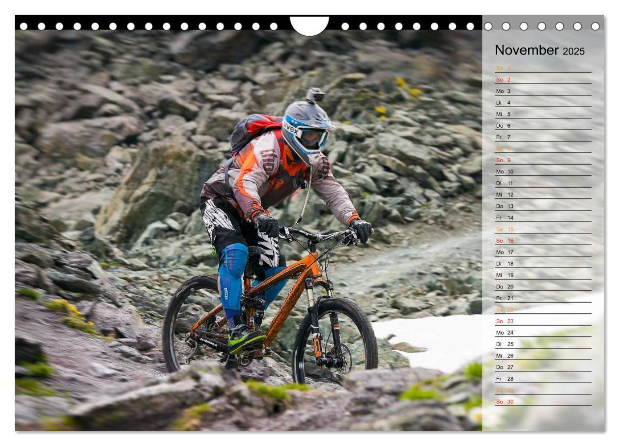 Bild: 9783435537396 | Downhill Moments (Wandkalender 2025 DIN A4 quer), CALVENDO...