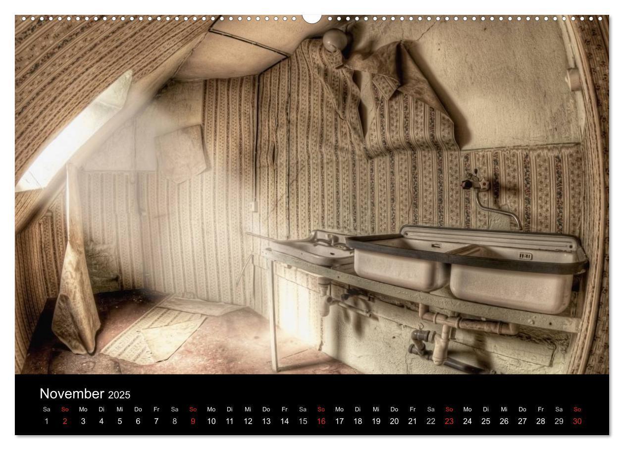 Bild: 9783435661138 | Lost Places - Verlassene Orte (hochwertiger Premium Wandkalender...