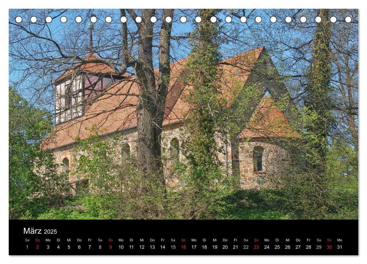 Bild: 9783435760640 | Dorfkirchen in Brandenburg (Tischkalender 2025 DIN A5 quer),...