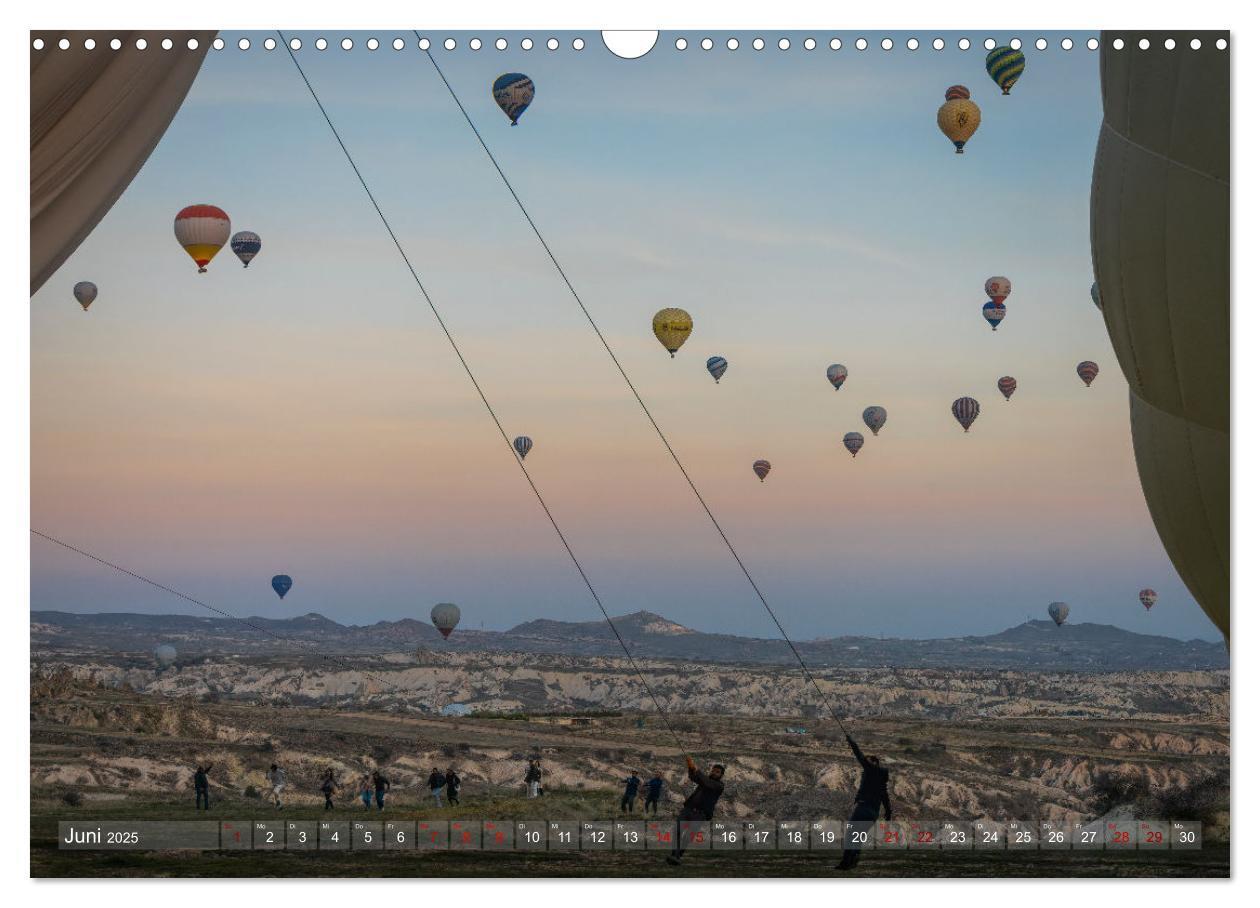 Bild: 9783435681525 | Heißluftballons Die sanften Riesen (Wandkalender 2025 DIN A3 quer),...