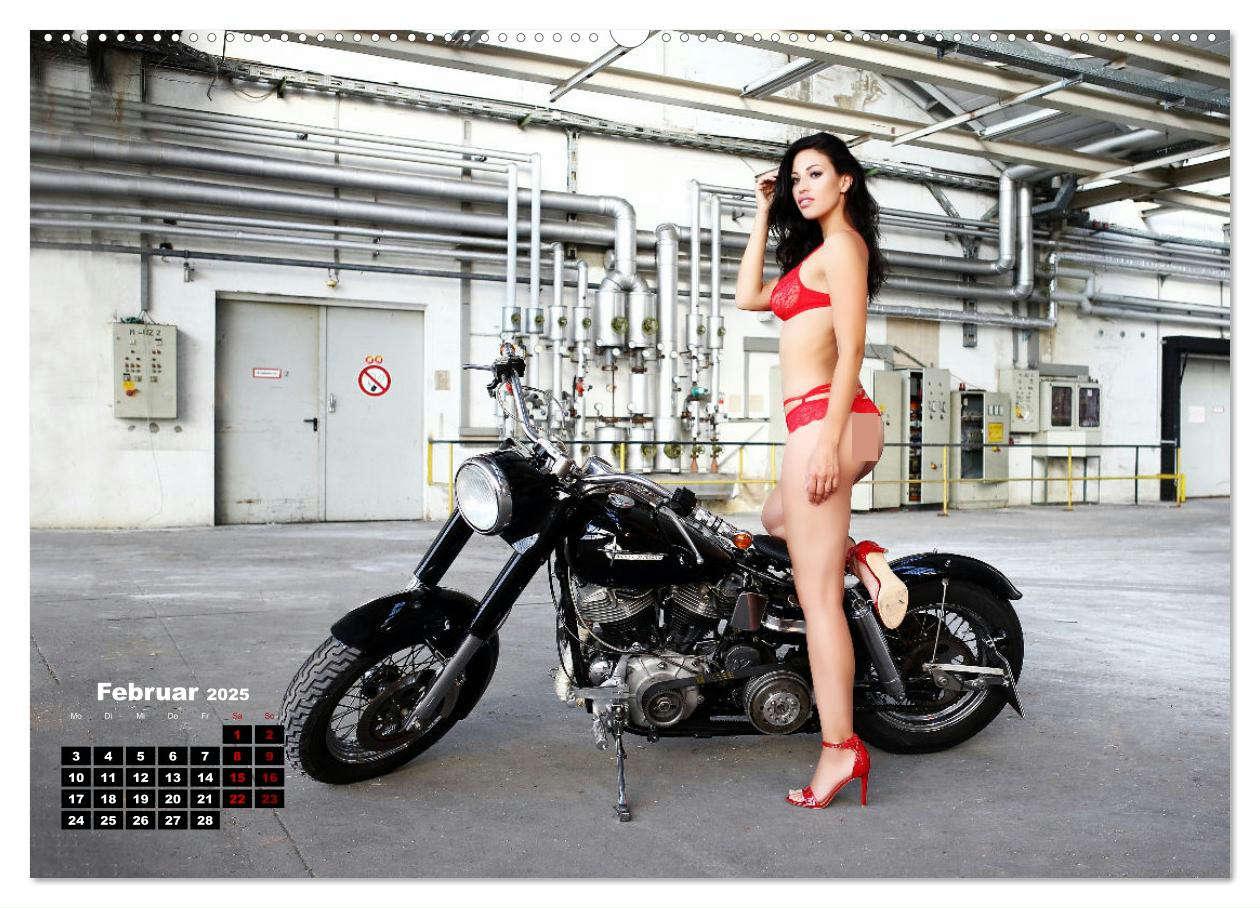 Bild: 9783383964152 | Motorräder und Sexy Girls (Wandkalender 2025 DIN A2 quer), CALVENDO...