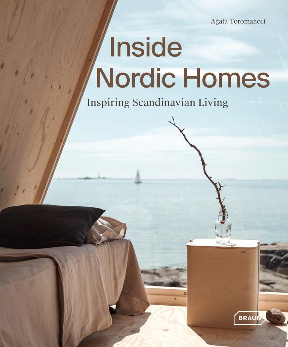 Bild: 9783037682852 | Living in Scandinavia | Inside Nordic Homes | Agata Toromanoff | Buch