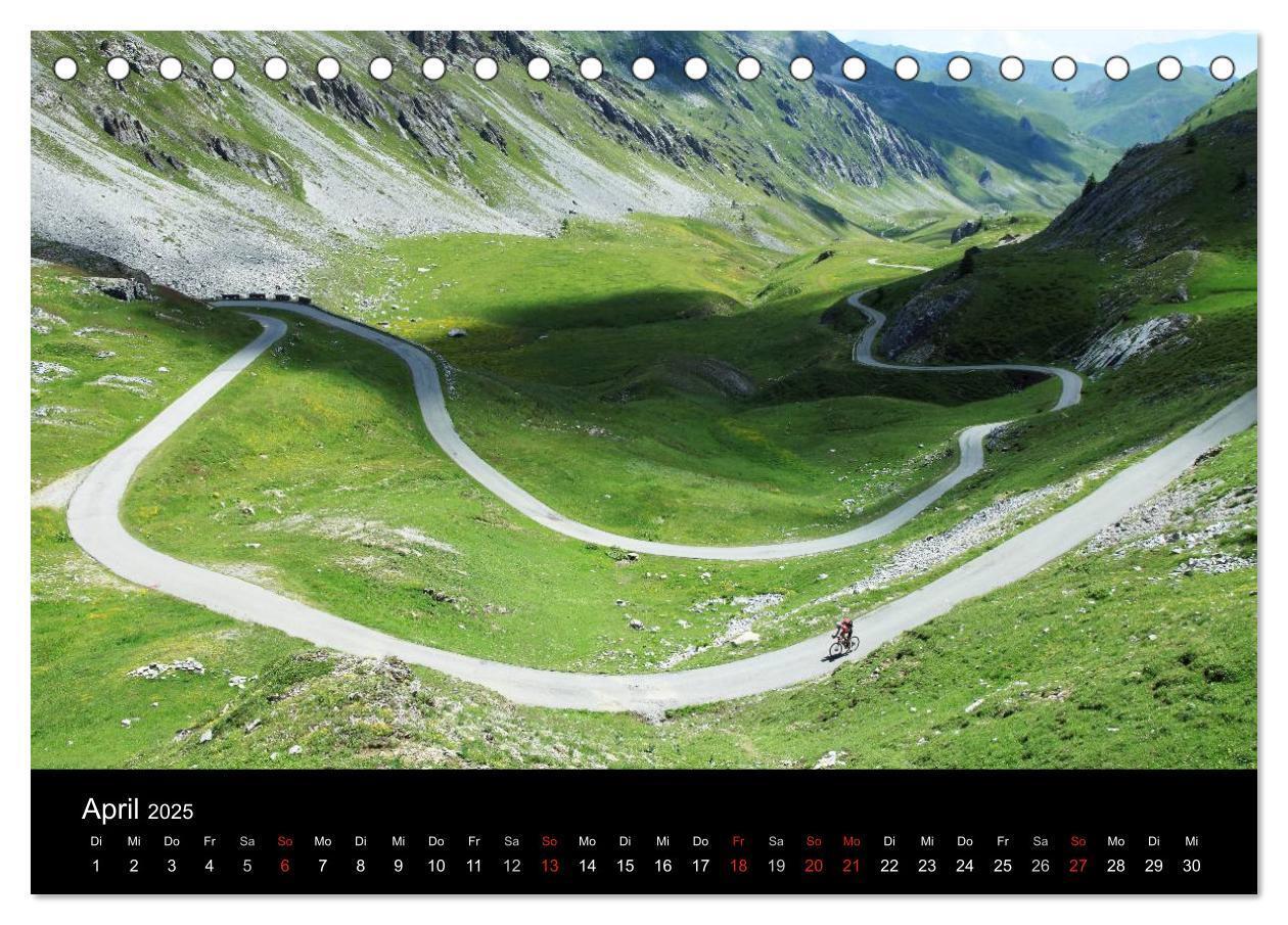 Bild: 9783435622993 | Alpenpässe auf dem Rennrad "Himmlische Serpentinen" (Tischkalender...