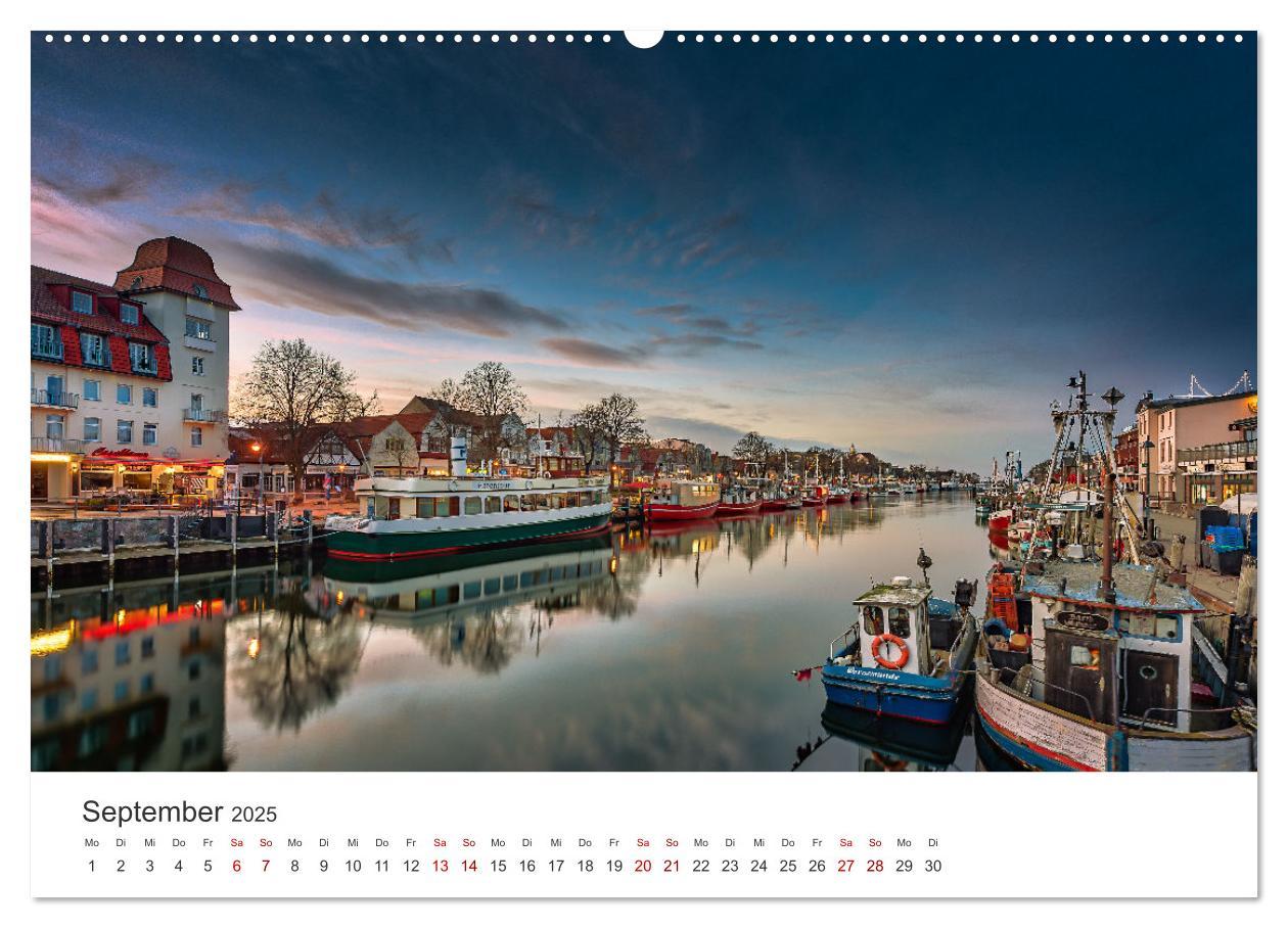 Bild: 9783435024391 | Warnemünde by Olaf Rehmert (hochwertiger Premium Wandkalender 2025...