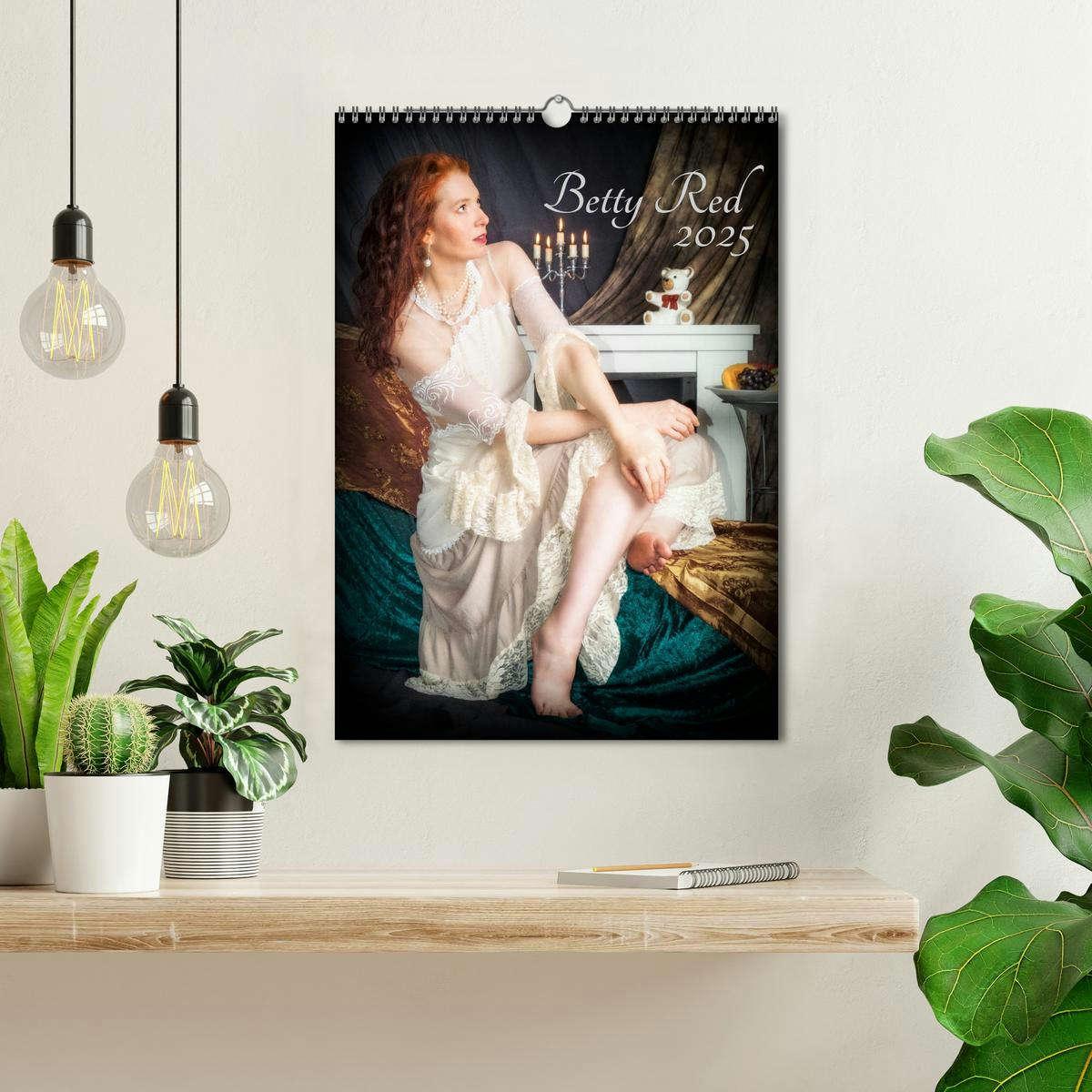 Bild: 9783435956173 | Betty Red (Wandkalender 2025 DIN A3 hoch), CALVENDO Monatskalender