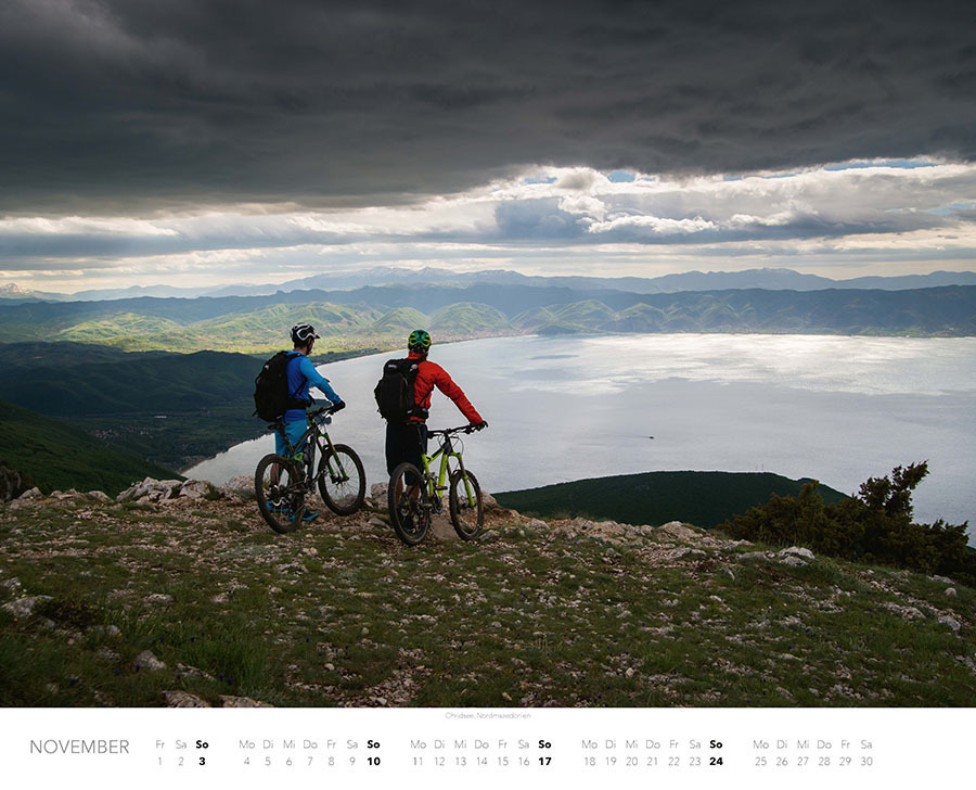 Bild: 9783966645959 | Mountain Moments Mountainbike-Abenteuer Kalender 2024 | Schwager
