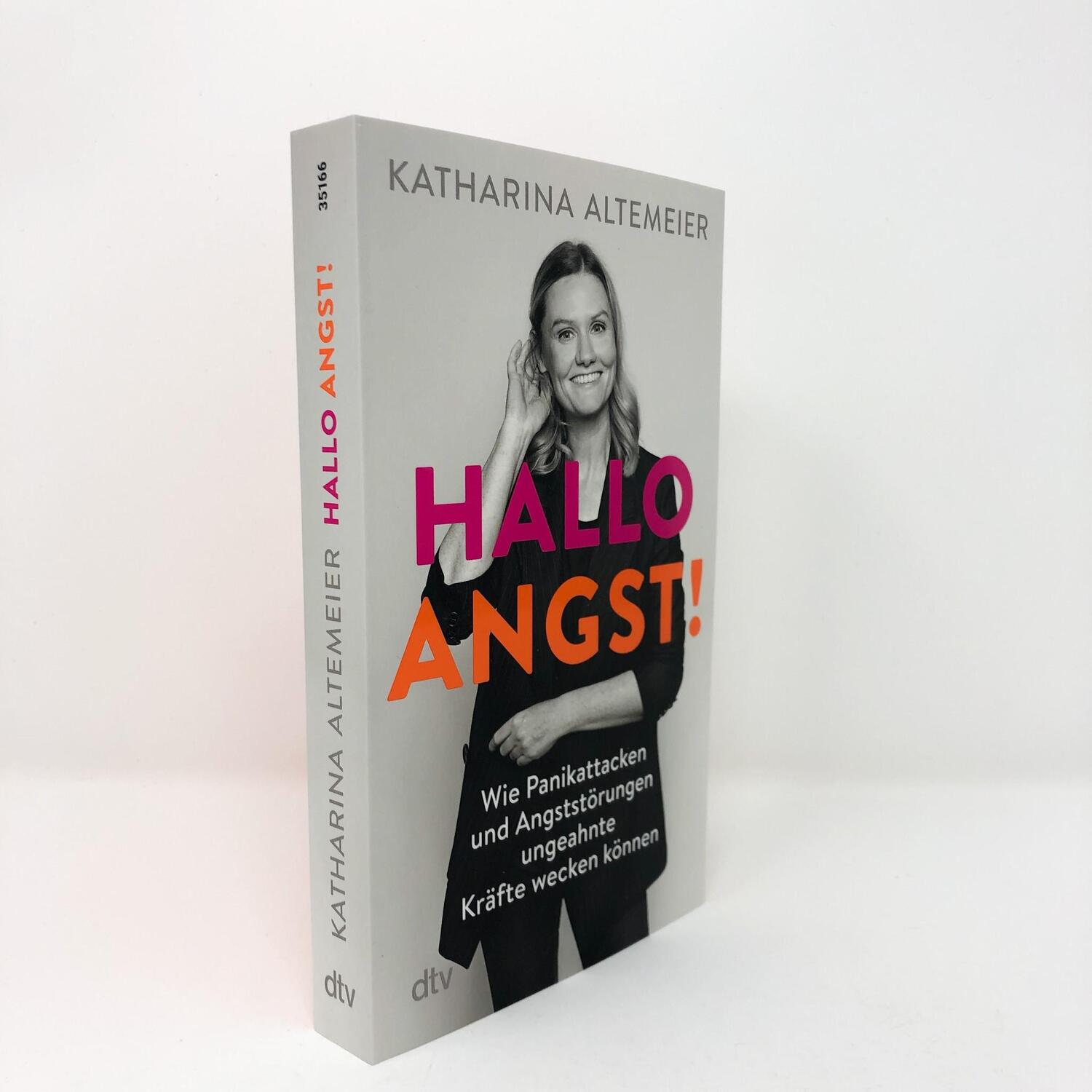 Bild: 9783423351669 | Hallo Angst! | Katharina Altemeier | Taschenbuch | 288 S. | Deutsch