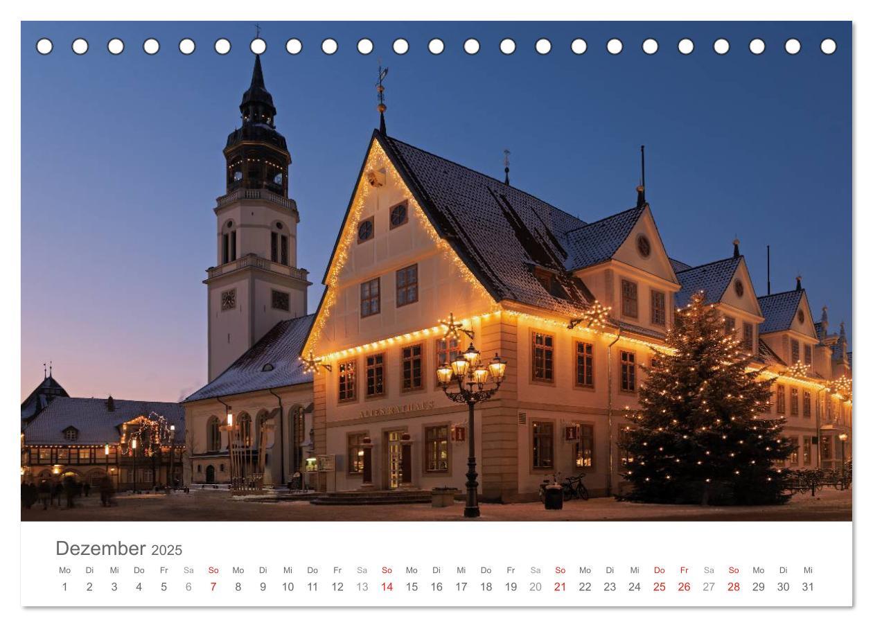 Bild: 9783435694020 | CELLE entdecken (Tischkalender 2025 DIN A5 quer), CALVENDO...