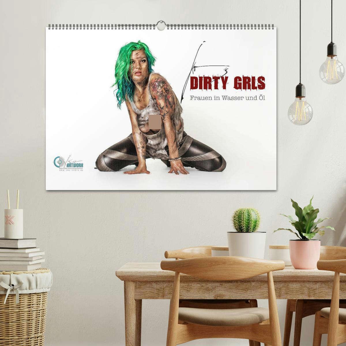 Bild: 9783435661749 | DIRTY GIRLS Frauen in Wasser und Öl (Wandkalender 2025 DIN A2...