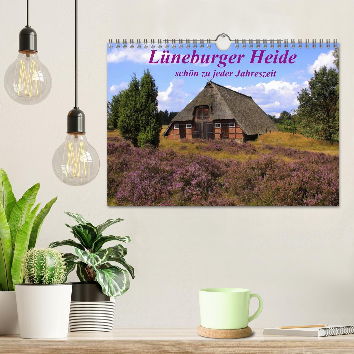 Bild: 9783435679232 | Lüneburger Heide - schön zu jeder Jahreszeit (Wandkalender 2025 DIN...