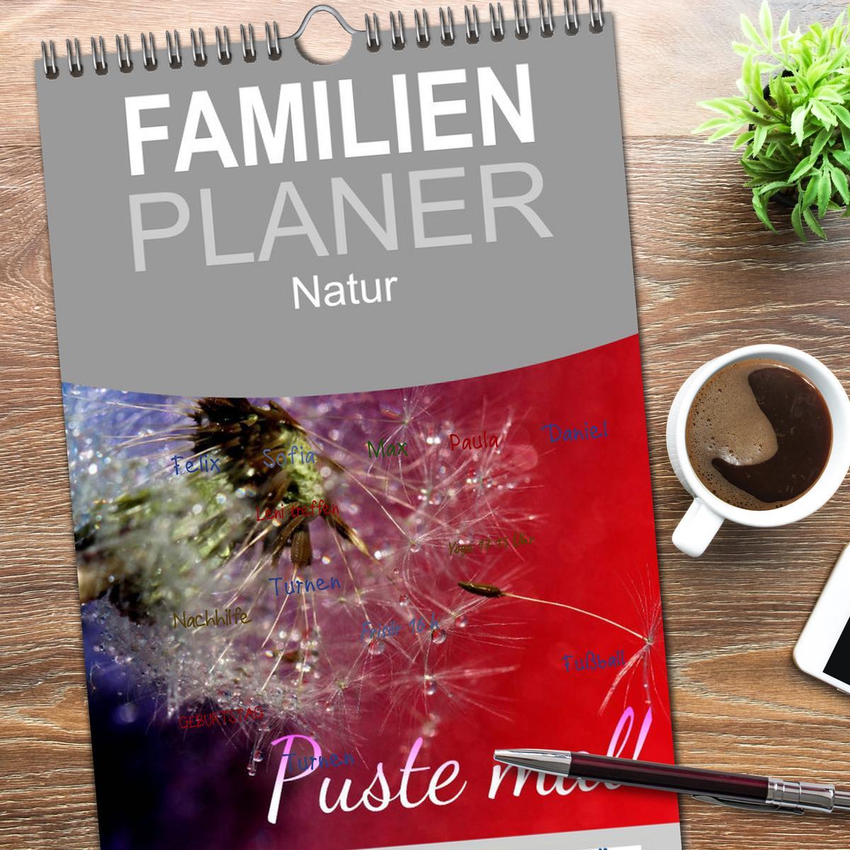 Bild: 9783457125632 | Familienplaner 2025 - Puste mal! mit 5 Spalten (Wandkalender, 21 x...