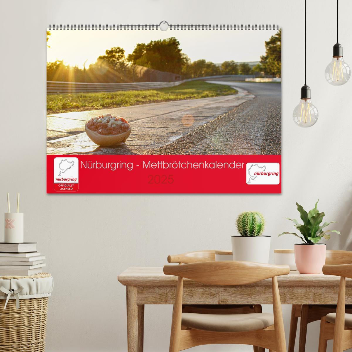 Bild: 9783383894046 | Nürburgring - Mettbrötchenkalender (Wandkalender 2025 DIN A2 quer),...