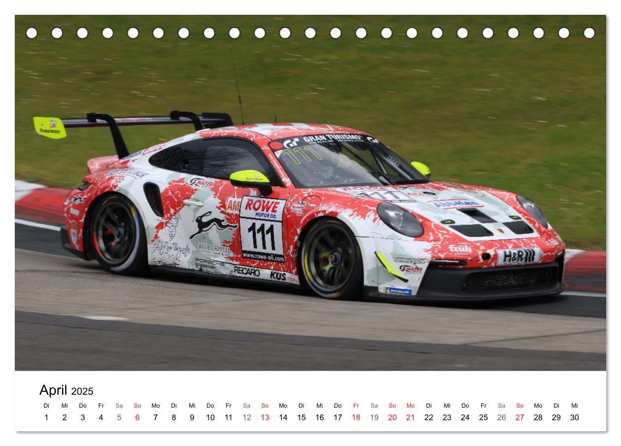 Bild: 9783435839056 | Motorsport aus Zuffenhausen (Tischkalender 2025 DIN A5 quer),...