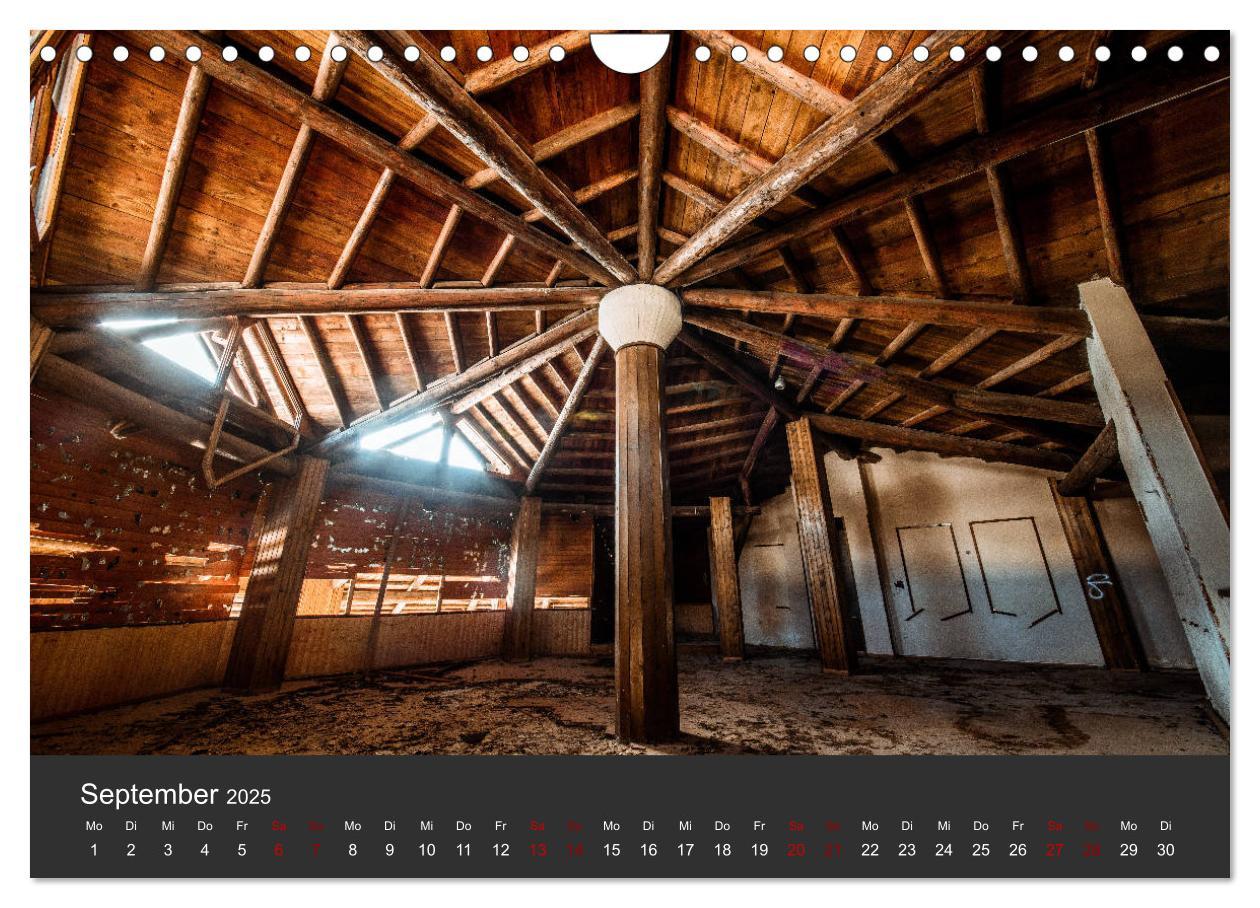 Bild: 9783435217830 | Verlassene Orte - Ein Lost Places Kalender (Wandkalender 2025 DIN...