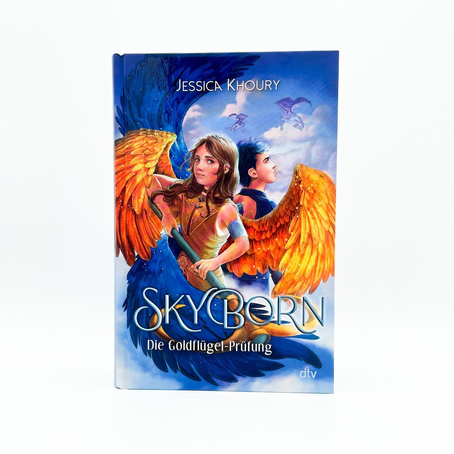 Bild: 9783423764254 | Skyborn - Die Goldflügel-Prüfung | Jessica Khoury | Buch | Skyborn