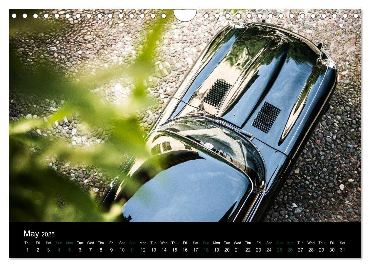 Bild: 9781325955763 | Jaguar E-Type (Wall Calendar 2025 DIN A4 landscape), CALVENDO 12...