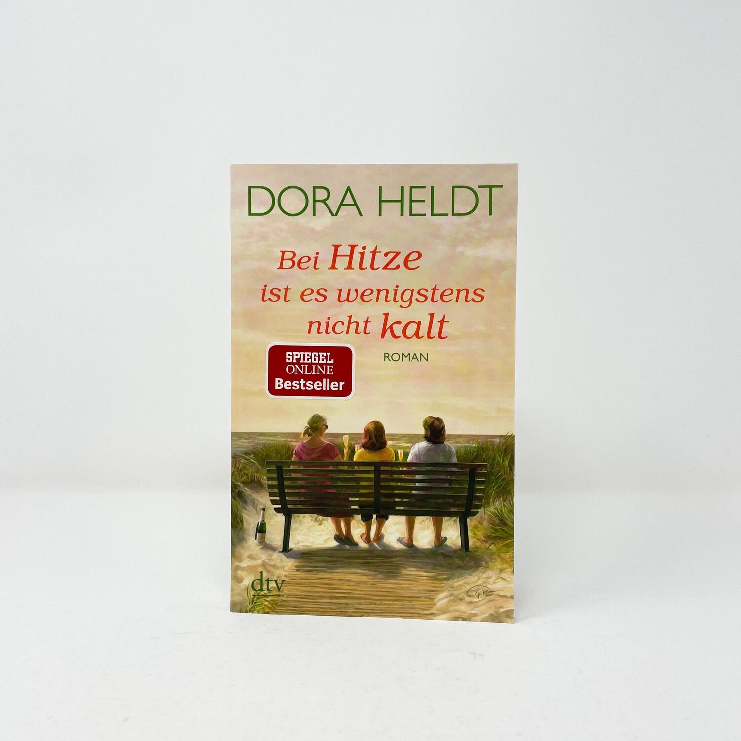 Bild: 9783423216289 | Bei Hitze ist es wenigstens nicht kalt | Dora Heldt | Taschenbuch