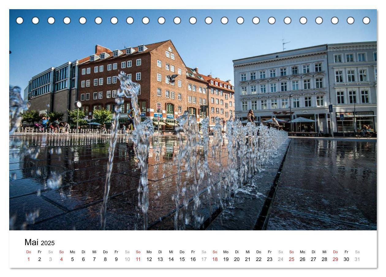 Bild: 9783435572427 | Lübeck - Das Tor zur Ostsee (Tischkalender 2025 DIN A5 quer),...